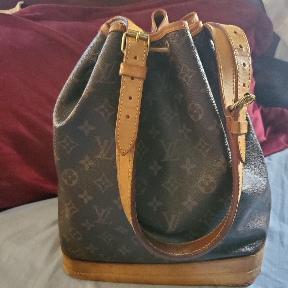 💯 Authentic LV NOE GM.